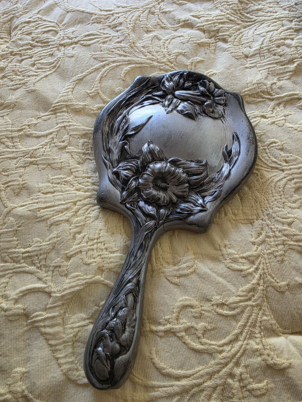 Vintage Floral Hand Mirror in Silver Finish